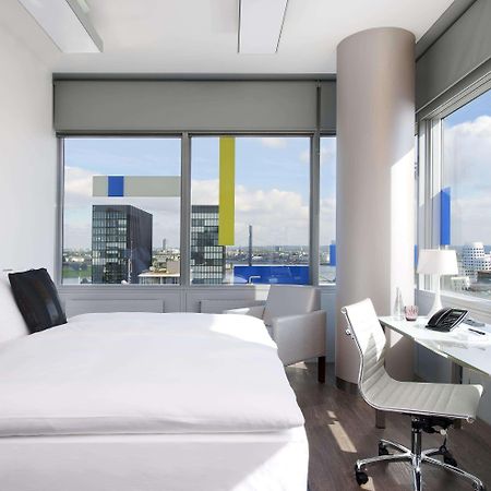 INNSiDE by Meliá Düsseldorf Hafen Exterior foto