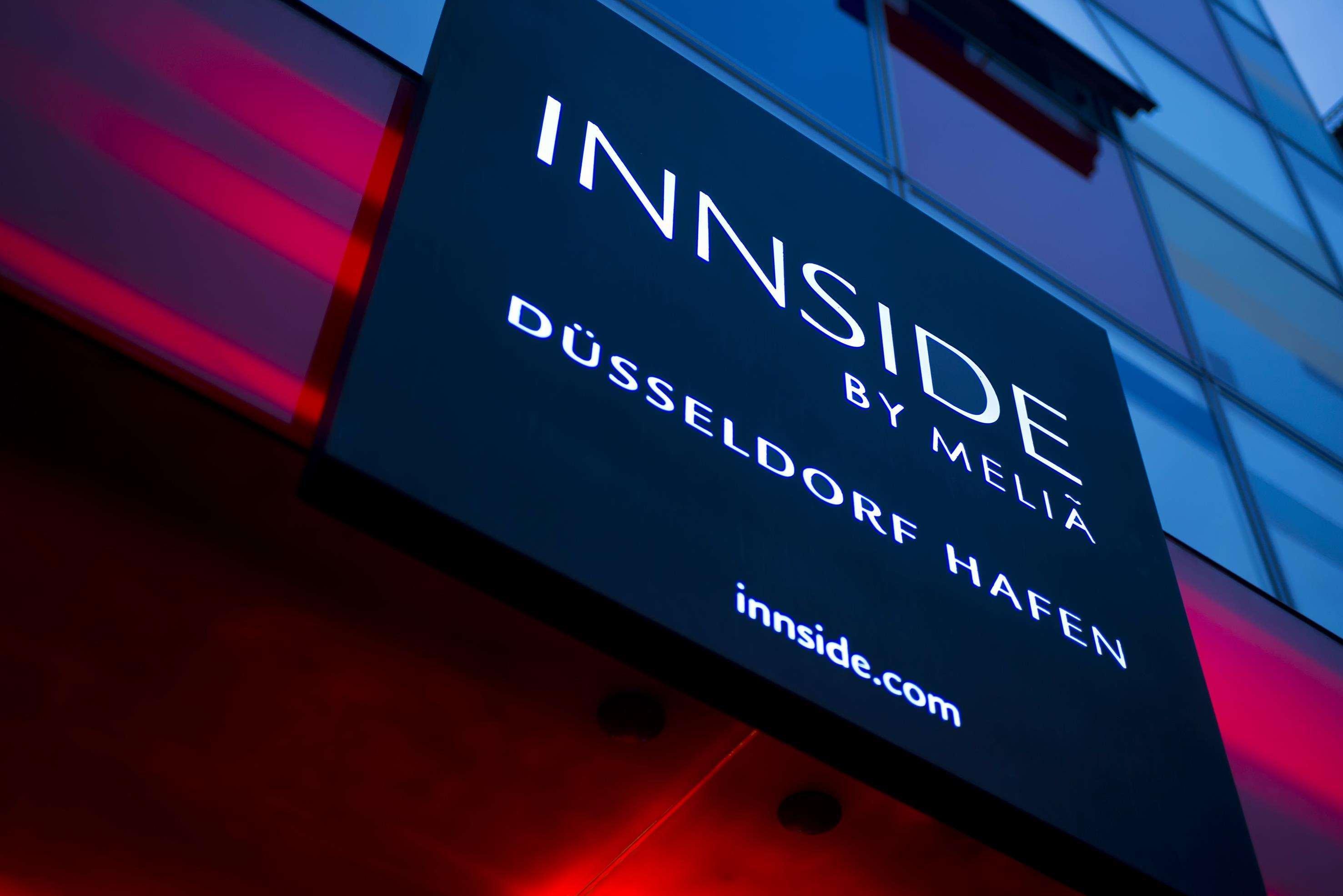 INNSiDE by Meliá Düsseldorf Hafen Exterior foto