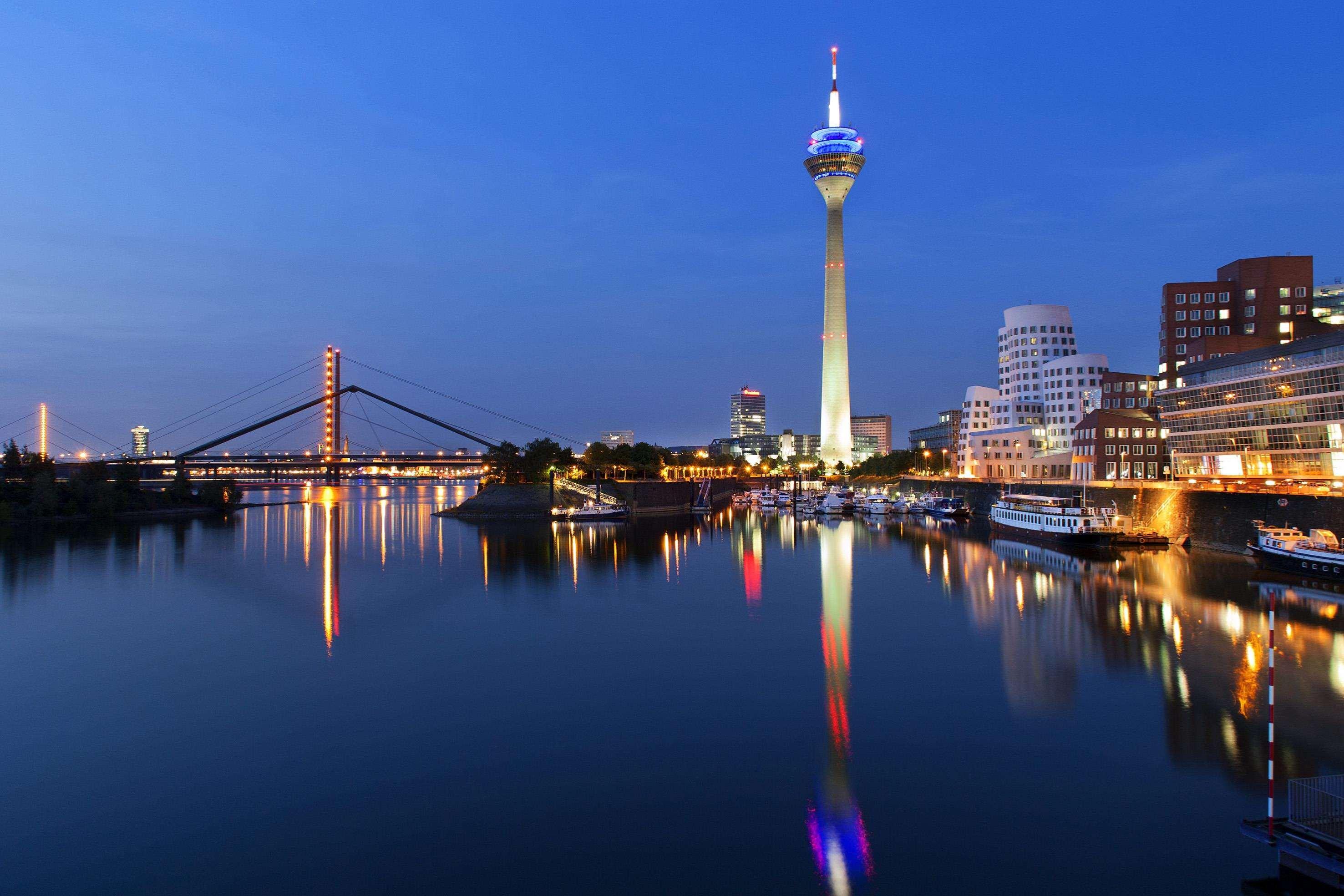INNSiDE by Meliá Düsseldorf Hafen Exterior foto