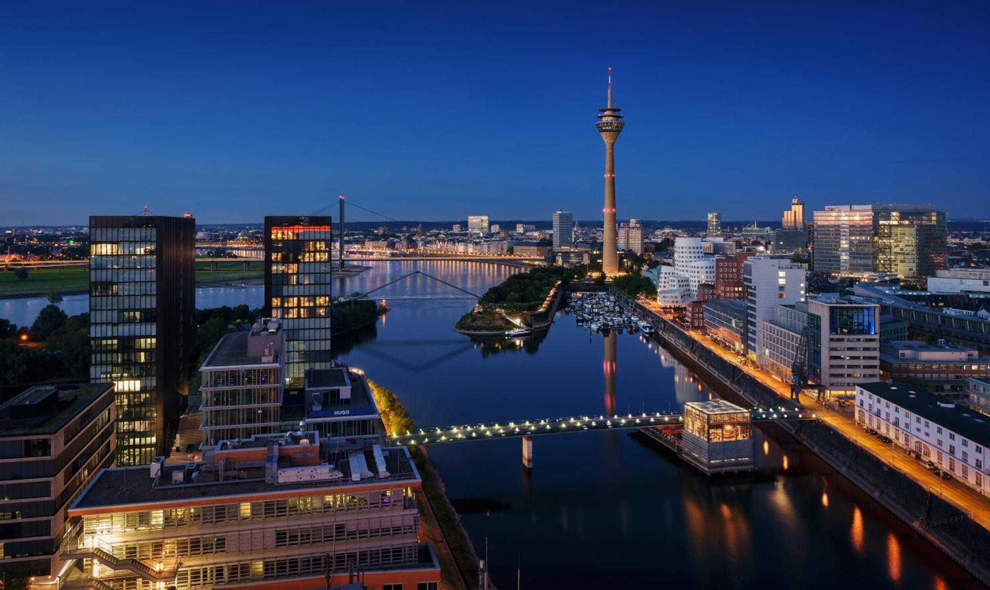 INNSiDE by Meliá Düsseldorf Hafen Exterior foto